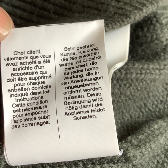 High-Everyday Couture Ladies Sweater - Picture 11 of 12